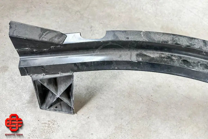 LAMBORGHINI AVENTADOR REAR BUMPER BAR