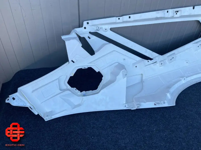 LAMBORGHINI AVENTADOR REAR SIDE PANEL RIGHT