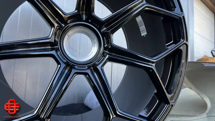 LAMBORGHINI AVENTADOR SVJ WHEEL GLOSSY BLACK
