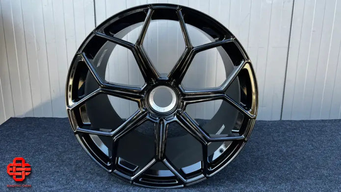 LAMBORGHINI AVENTADOR SVJ WHEEL GLOSSY BLACK
