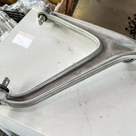 LAMBORGHINI GALLARDO WISHBONE LOWER RH OEM