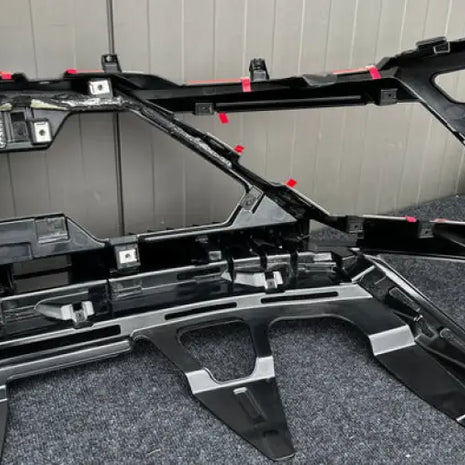 LAMBORGHINI HURACAN EVO REAR BUMPER REINFORCEMENT BRACKET