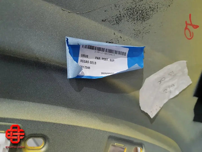 LAMBORGHINI URUS COMPLETE REAR BUMPER COMPLETE REAR BUMPER