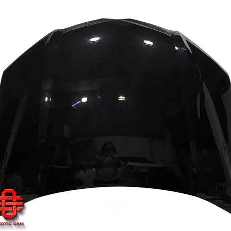 LAMBORGHINI URUS FRONT BONNET