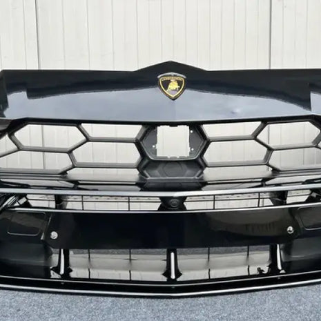 LAMBORGHINI URUS FRONT BUMPER COMPLETE