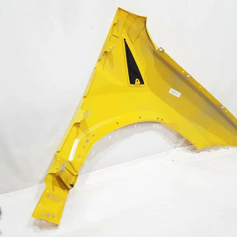 LAMBORGHINI URUS FRONT LEFT FENDER