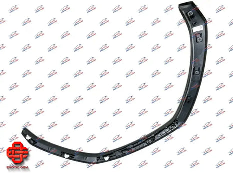 LAMBORGHINI URUS FRONT LEFT WHEEL ARCH