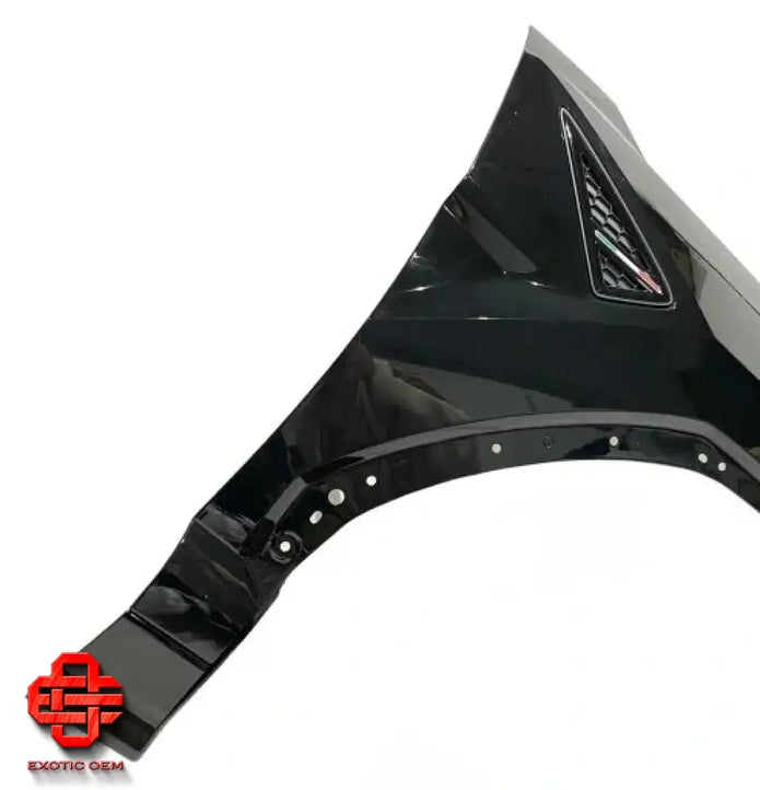 LAMBORGHINI URUS FRONT RIGHT FENDER