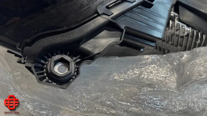 LAMBORGHINI URUS LH HEADLIGHT OEM