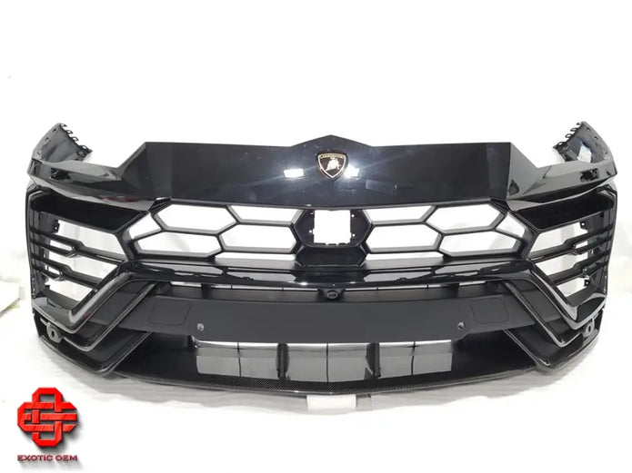 LAMBORGHINI URUS OEM CARBON PARTS
