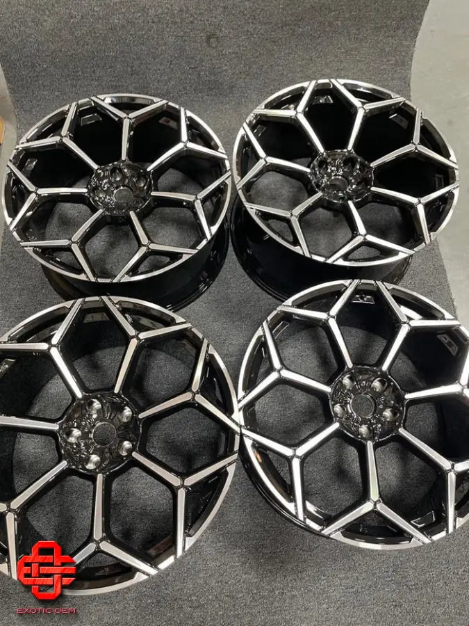 LAMBORGHINI URUS PERFORMANTE WHEELS 23 INCH DIAMOND CUT