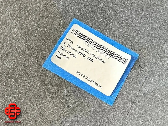 LAMBORGHINI URUS REAR BUMPER UPPER PART