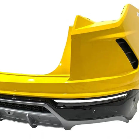 LAMBORGHINI URUS REAR BUMPER YELLOW