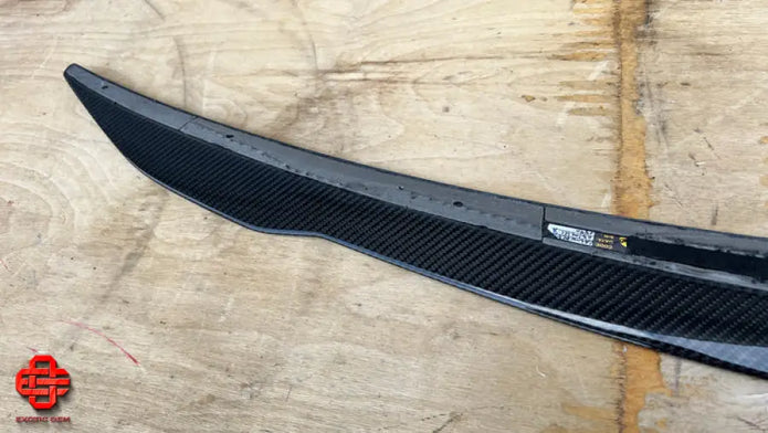 LAMBORGHINI URUS REAR TRUNK LID CARBON