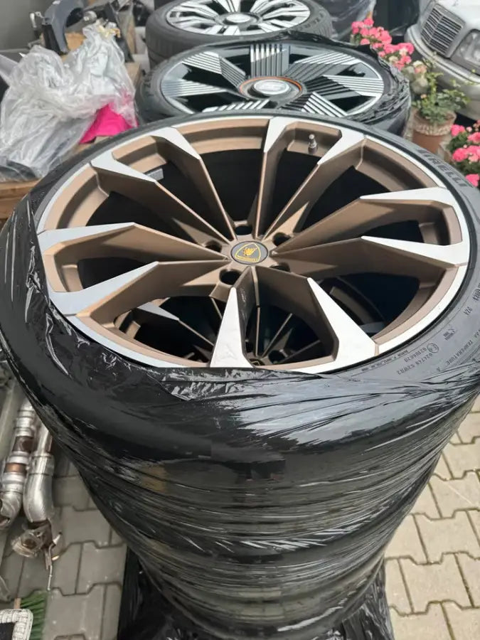 LAMBORGHINI URUS S / PERFORMANTE - COMPLETE WHEELS - WHEELS SET