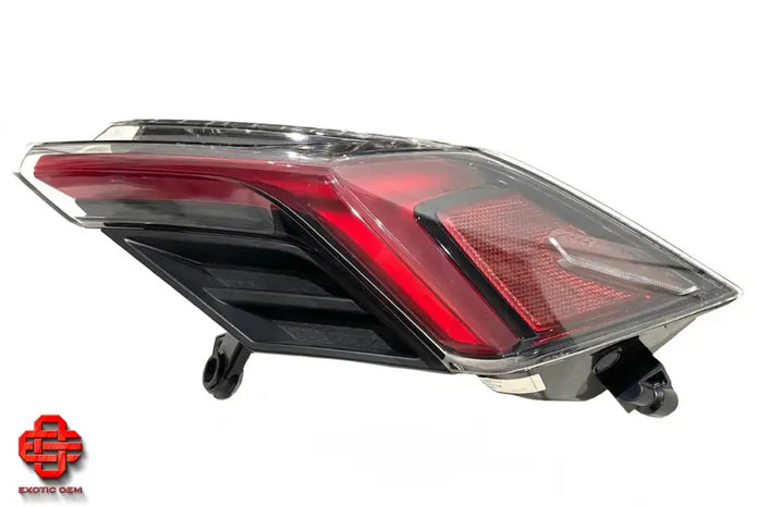 LAMBORGHINI URUS USA REAR RIGHT LIGHT