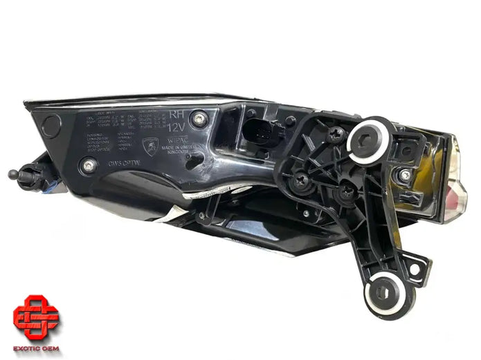 LAMBORGHINI URUS USA REAR RIGHT LIGHT