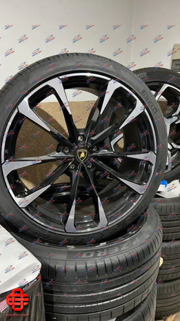 LAMBORGHINI URUS WHEELS AND TIRES DIAMOND CUT 23 INCH