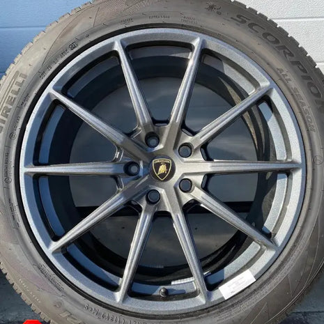 LAMBORGHINI URUS WHEELS SET 21 INCH