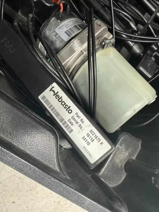 MASERATI GRANCABRIO - COMPLETE HYDRAULIC PUMP