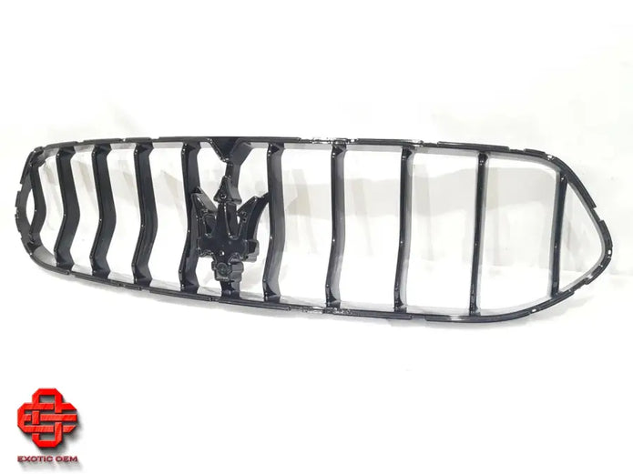 MASERATI GRANTURISMO RADIATOR GRILLE