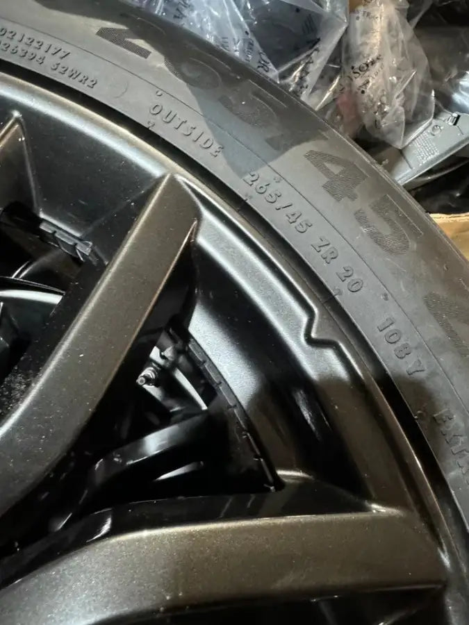 MASERATI LEVANTE 20 INCH COMPLETE WHEEL SET / WHEELS