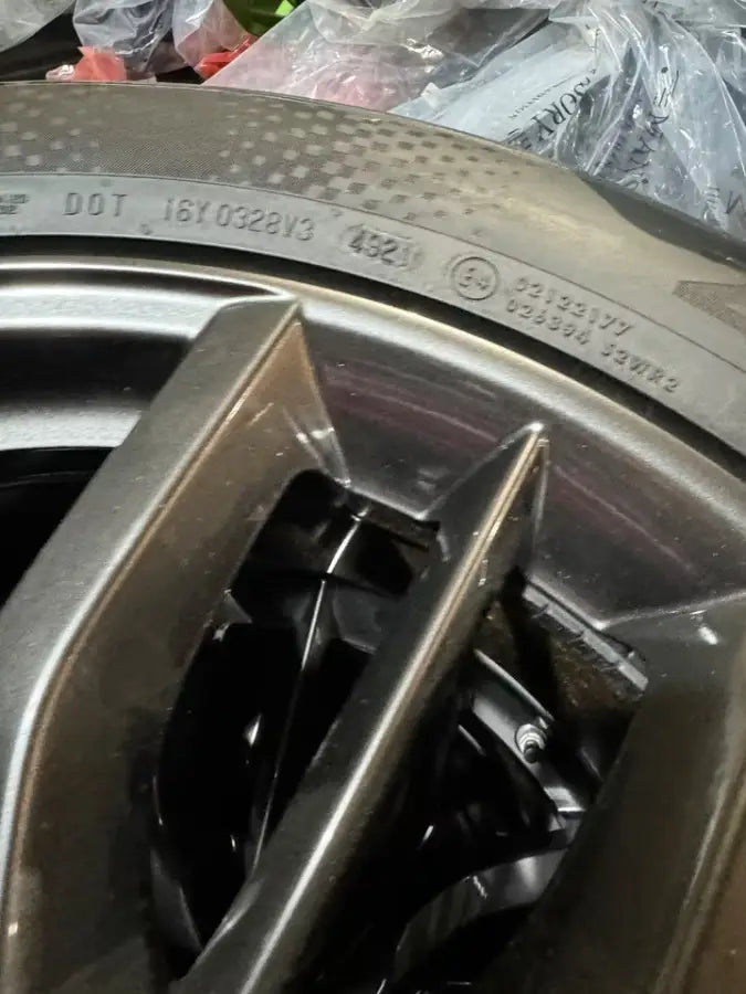 MASERATI LEVANTE 20 INCH COMPLETE WHEEL SET / WHEELS