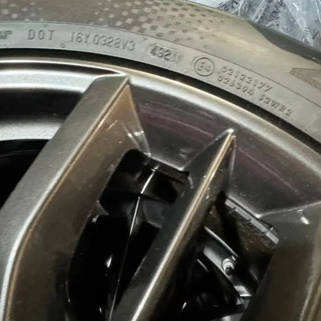 MASERATI LEVANTE 20 INCH COMPLETE WHEEL SET / WHEELS