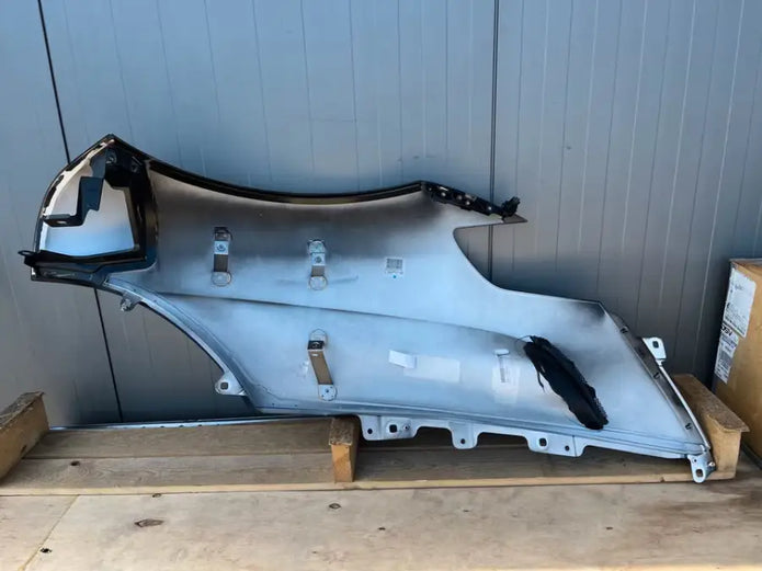 MASERATI MC 20 - NEW RIGHT FENDER