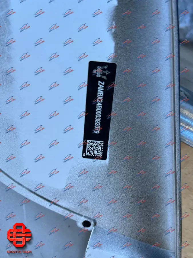 MASERATI MC20 QUARTERPANEL LEFT SIDE