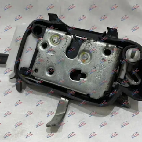 MASERATI QUATTROPORTE DOOR LOCK LEFT SIDE