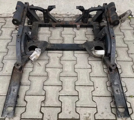 MASERATI QUATTROPORTE FRONT AXLE CARRIER AXLE