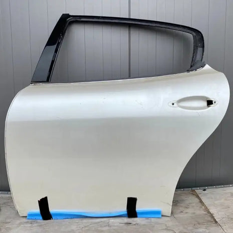 MASERATI QUATTROPORTE REAR LEFT DOOR