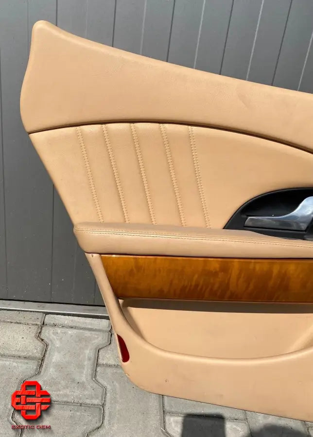 MASERATI QUATTROPORTE REAR LEFT DOOR PANEL