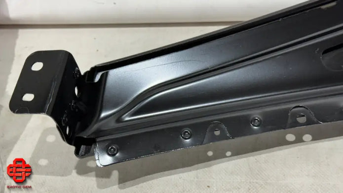 MCLAREN GT FENDER LEFT SIDE OEM