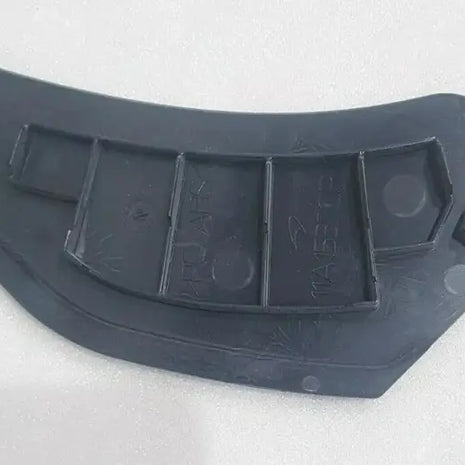MCLAREN MP4 GUARD FENDER MOULD TRIM PANEL