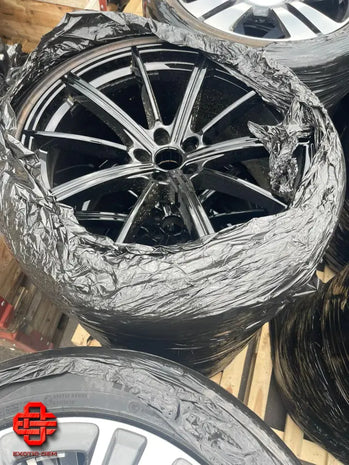 PORSCHE WHEEL AND TYRE SET