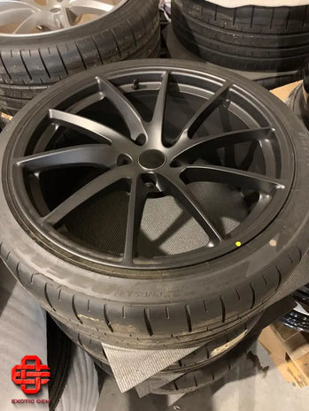 MCLAREN WHEEL AND TYRE SET