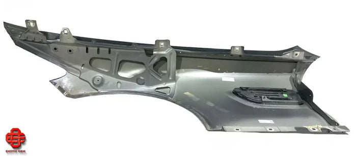 MERCEDES BENZ AMG GT CARBON FRONT RIGHT FENDER