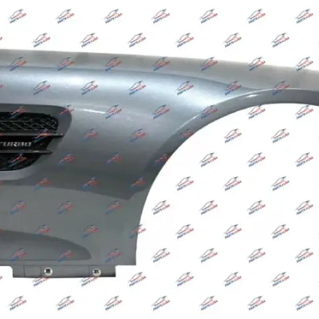 MERCEDES BENZ AMG GT RIGHT FENDER WITH CARBON INTAKE