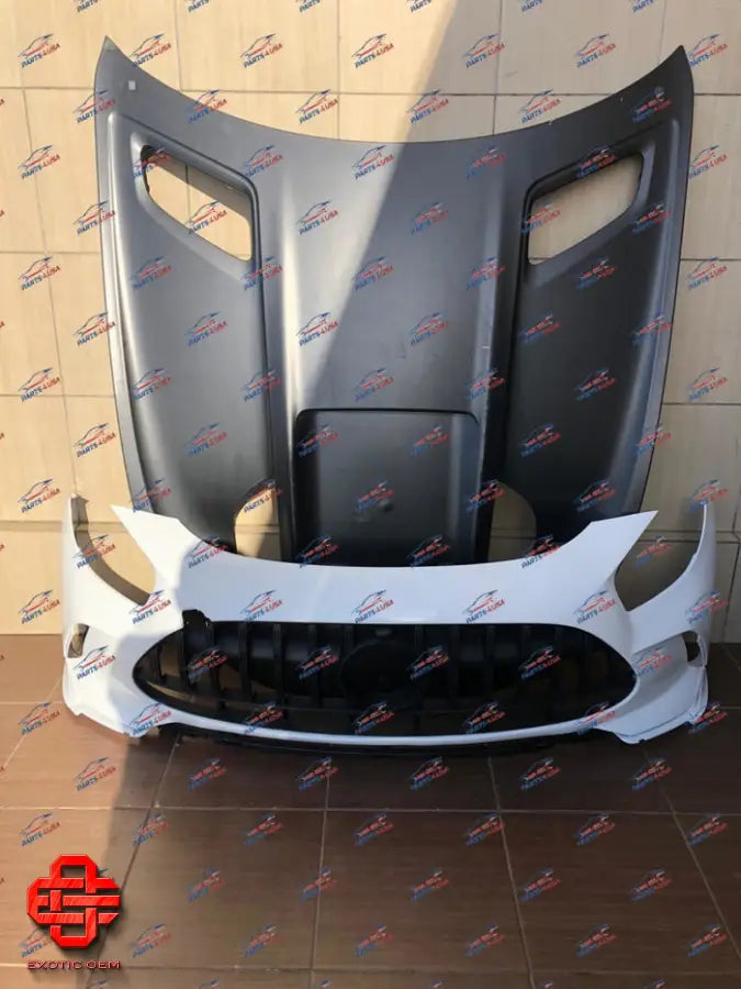 MERCEDES BENZ AMG GTR BLACK SERIES FRONT BUMPER AND COMPLETE OEM PART