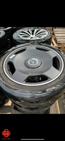 MERCEDES BENZ G CLASS 63 AMG 2024 COMPLETE WHEELS SET WHEELS