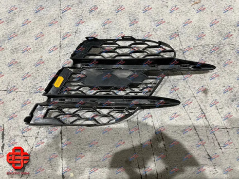 MERCEDES BENZ S CLASS W223 FRONT VENTILATION GRILL RH
