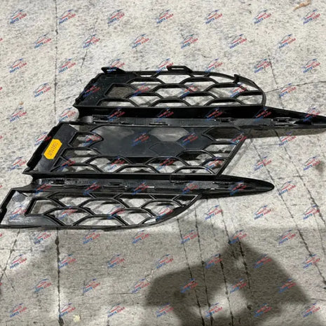 MERCEDES BENZ S CLASS W223 FRONT VENTILATION GRILL RH