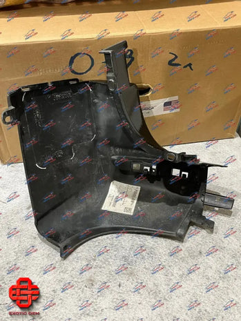 MERCEDES BENZ SPRINTER OEM REAR BUMPER RH