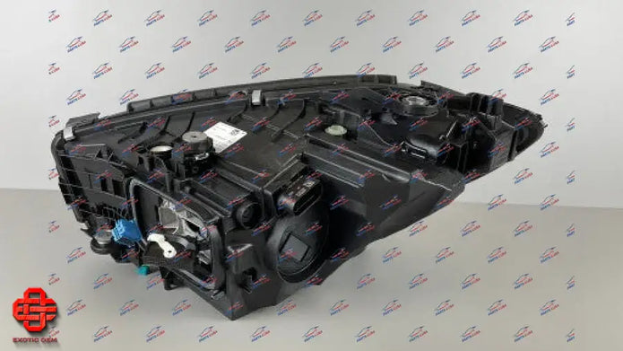 MERCEDES C KLASA W206 HEADLIGHT RH DIGITAL VERSION
