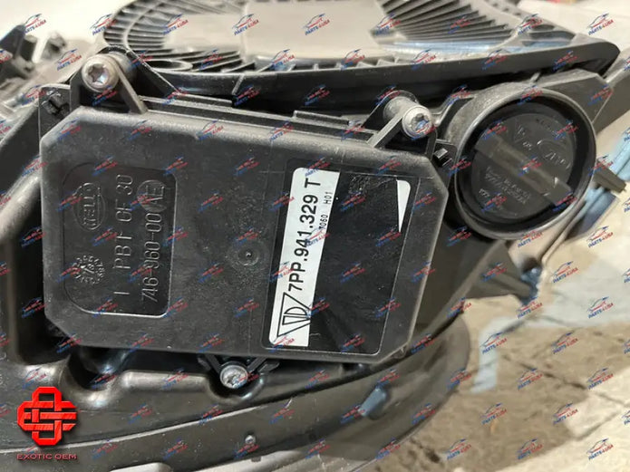 PORSCHE 911 RIGHT HEADLIGHT OEM
