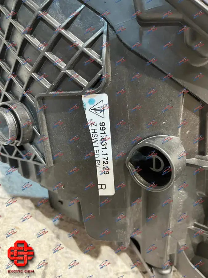 PORSCHE 911 RIGHT HEADLIGHT OEM