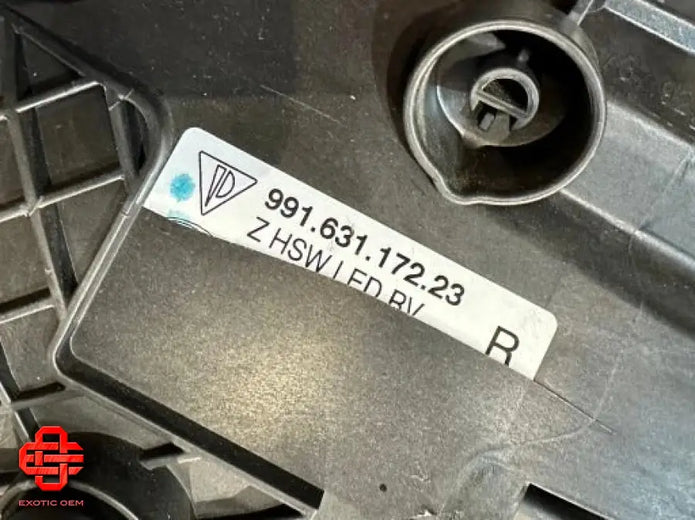 PORSCHE 991 FRONT LAMP