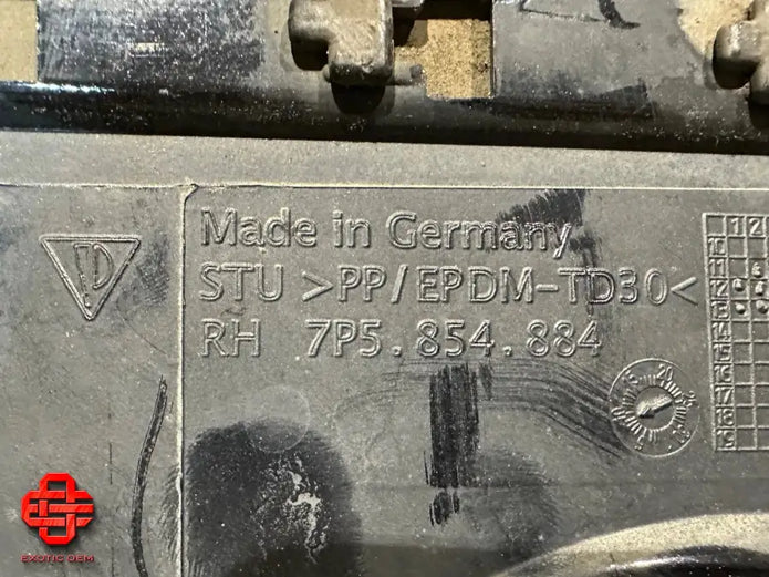 PORSCHE CAYENNE SIDE SKIRT RH